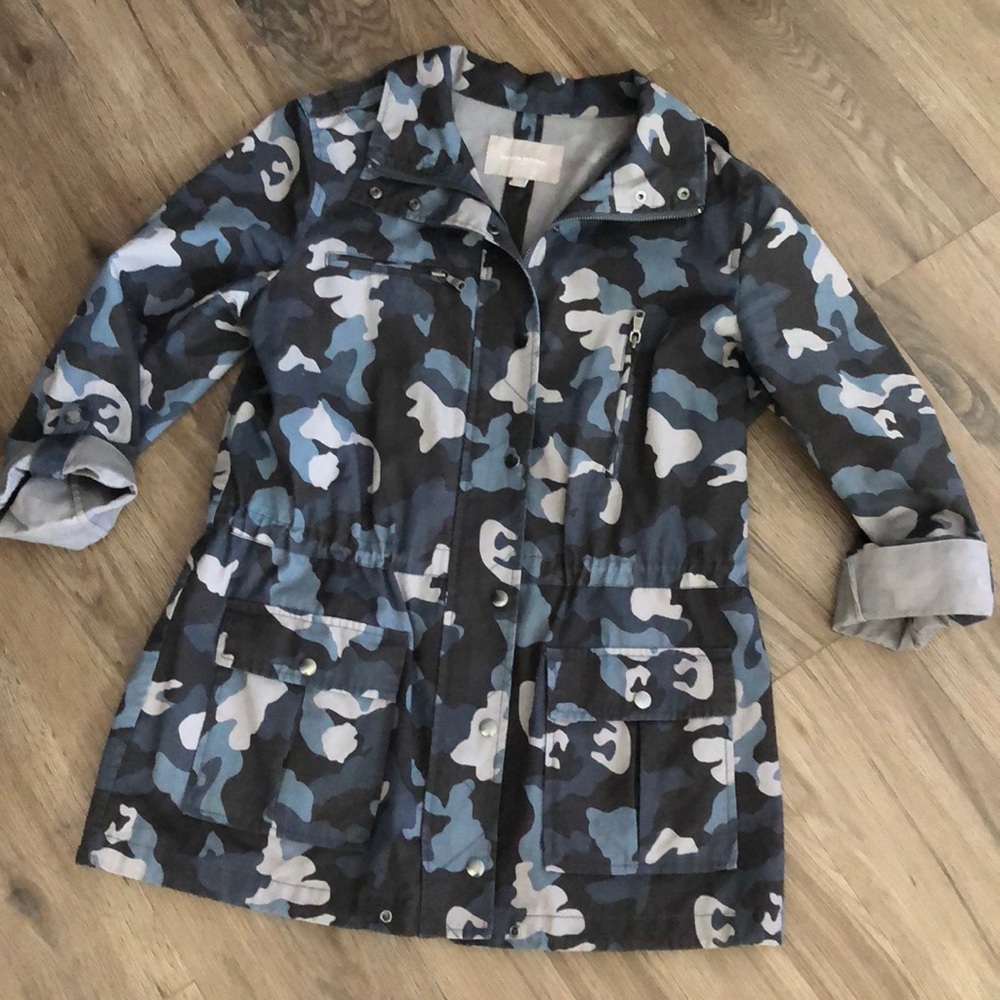 Banana republic camo jacket - Picture 2 of 8